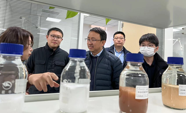 ������ָܾ���һ�й��ٸ���888���Ų�ҵ԰�����쵼