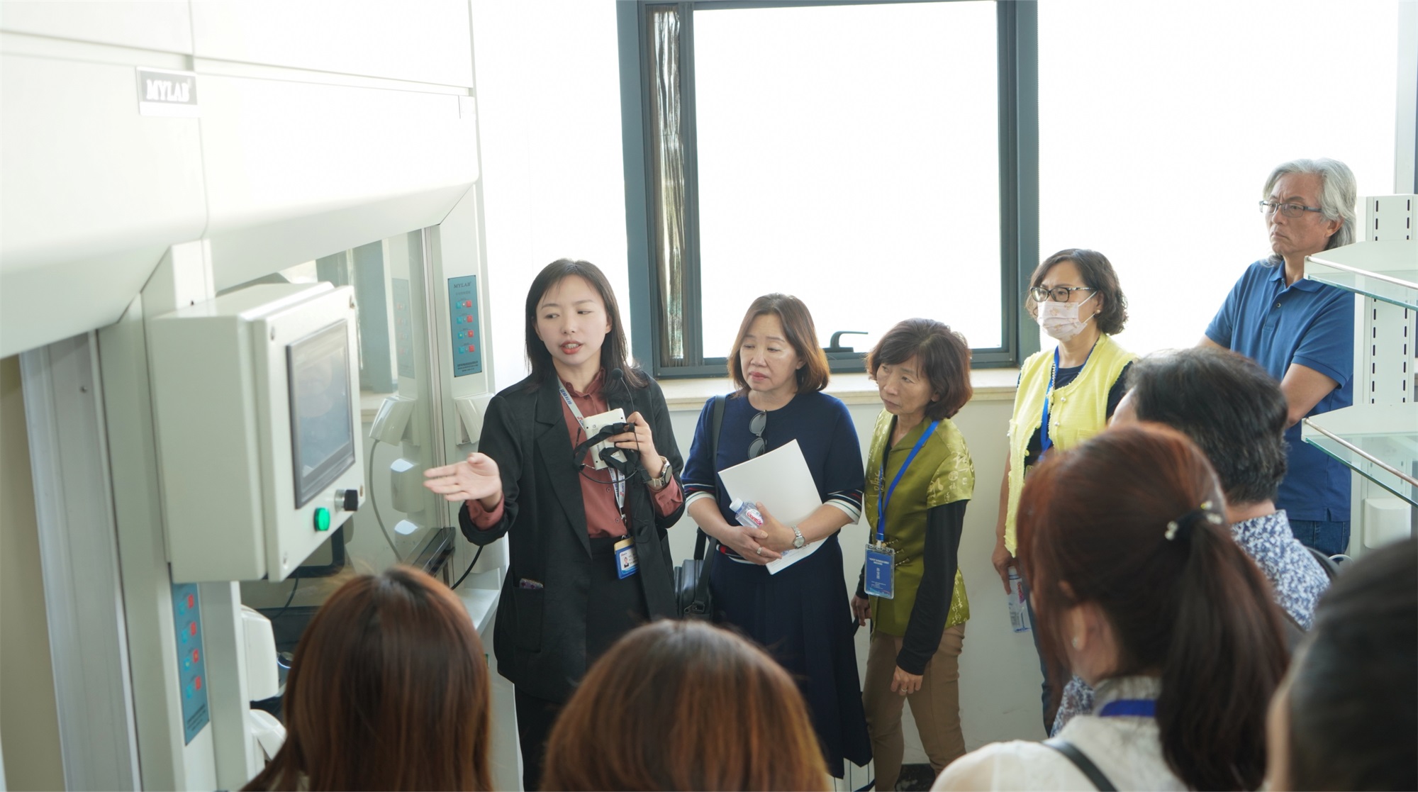 ݷݷ����������ӳ������